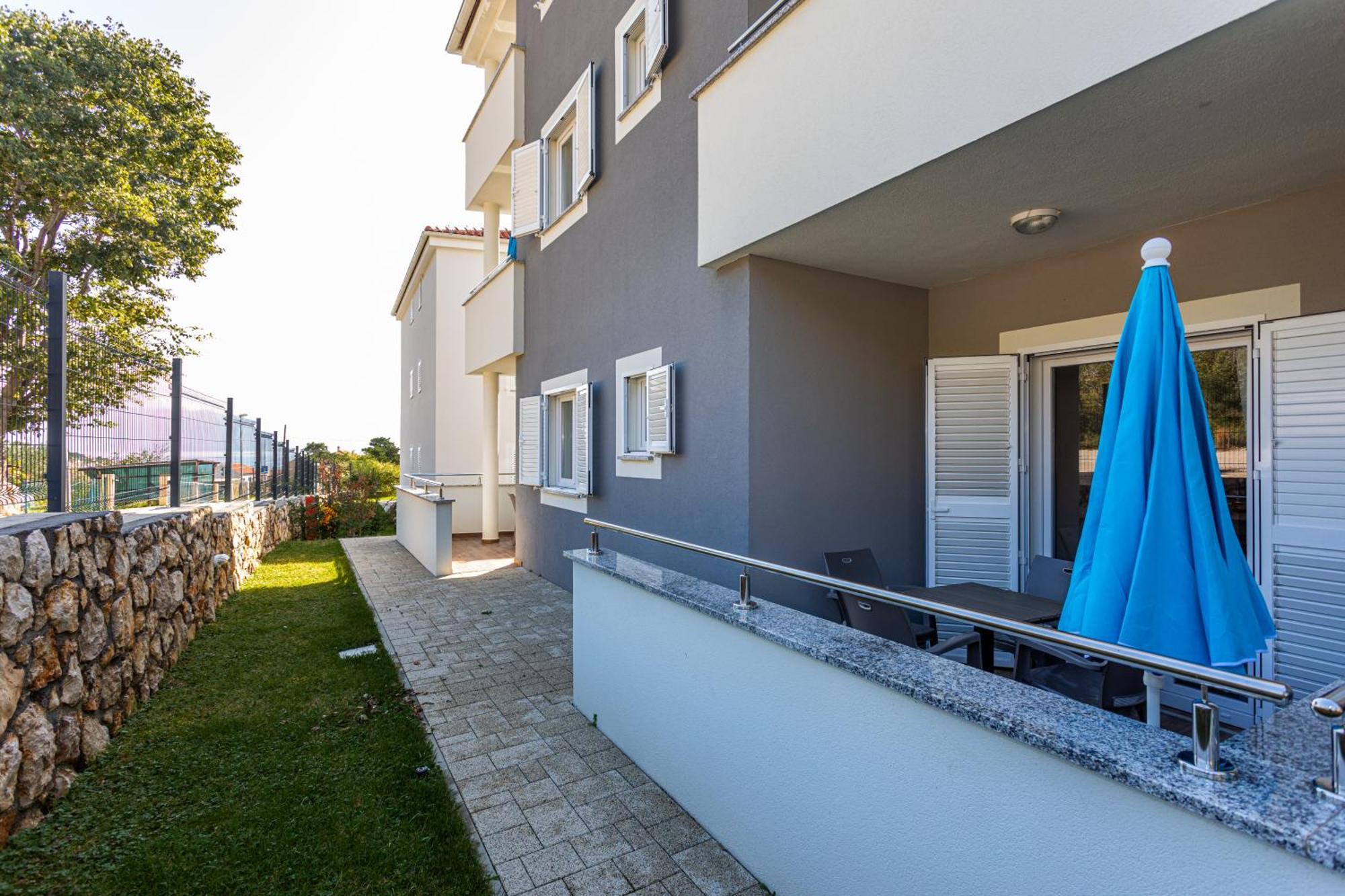 Apartments Crnekovic Tomislava 8A Baška Extérieur photo