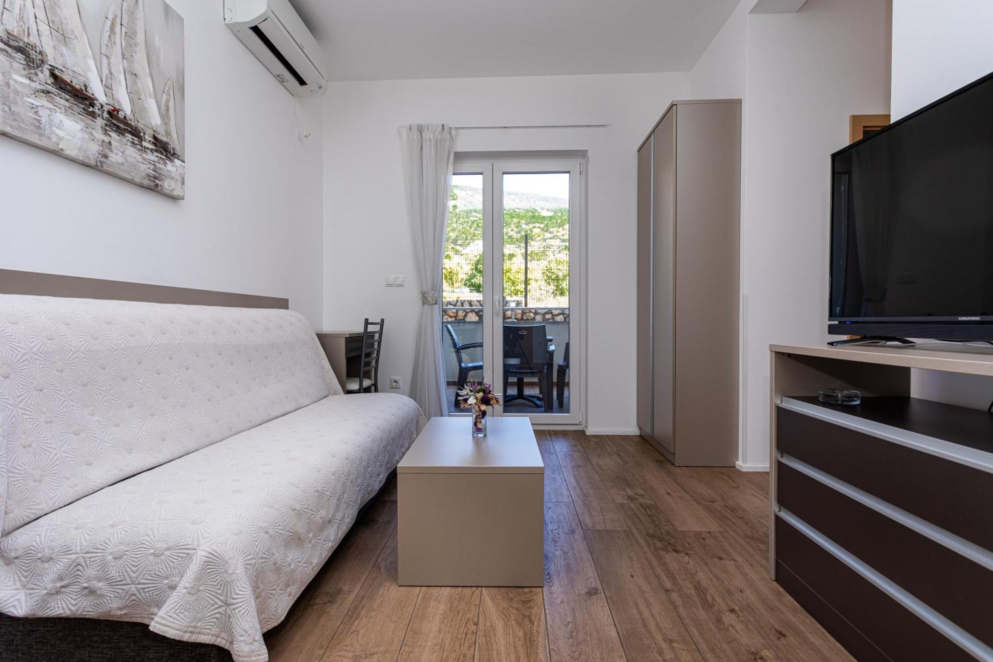 Apartments Crnekovic Tomislava 8A Baška Extérieur photo