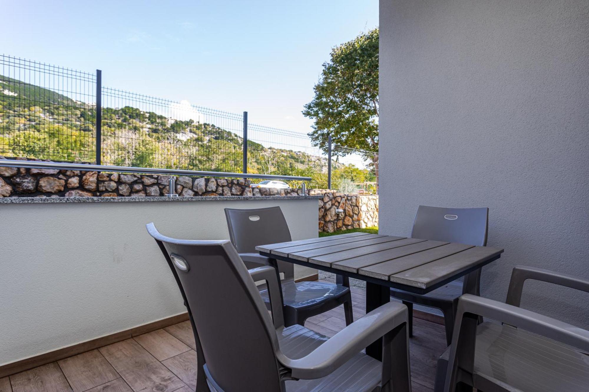 Apartments Crnekovic Tomislava 8A Baška Extérieur photo