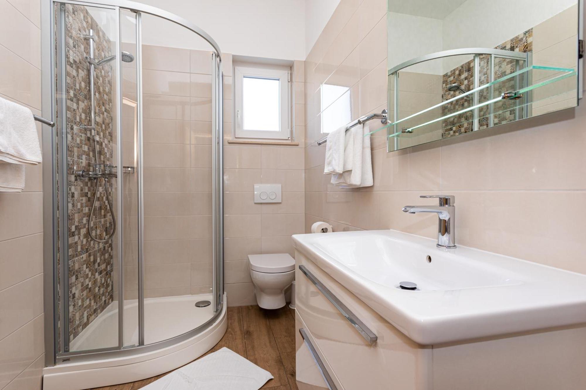 Apartments Crnekovic Tomislava 8A Baška Extérieur photo
